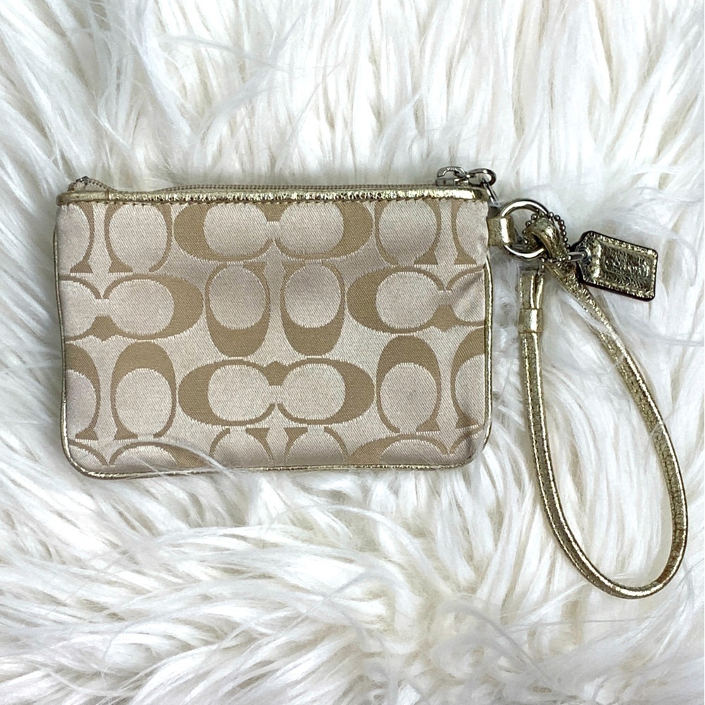 Coach Poppy Gold Signature Wristlet - Picture 6 of 8